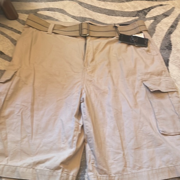 NWT MENS CARGO SHORTS *PICK 2 FOR $40 - Picture 2 of 6